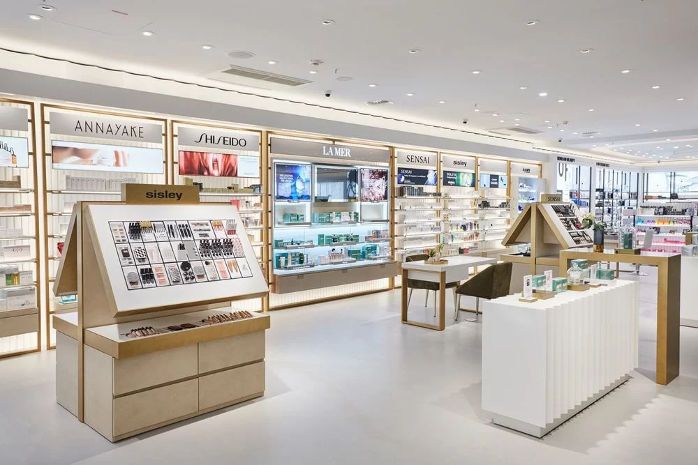Cosmetics Stores Display